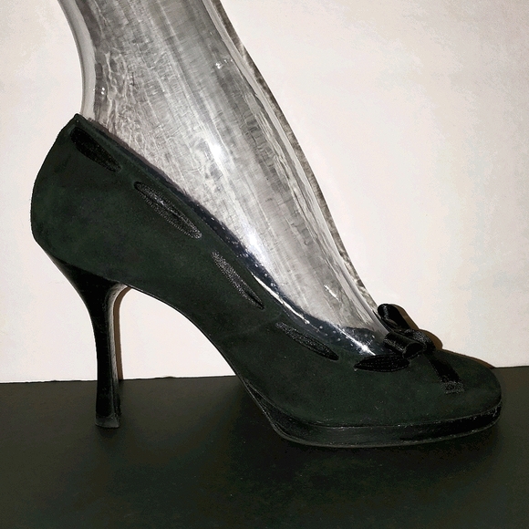 🖤EUC VNTG Adorable Black Suede Pumps w/ Ribbon Trim Size 8🖤 - Picture 11 of 16